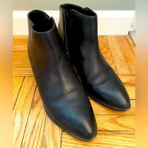 Thursday Downtown Black Boot, size 9.5